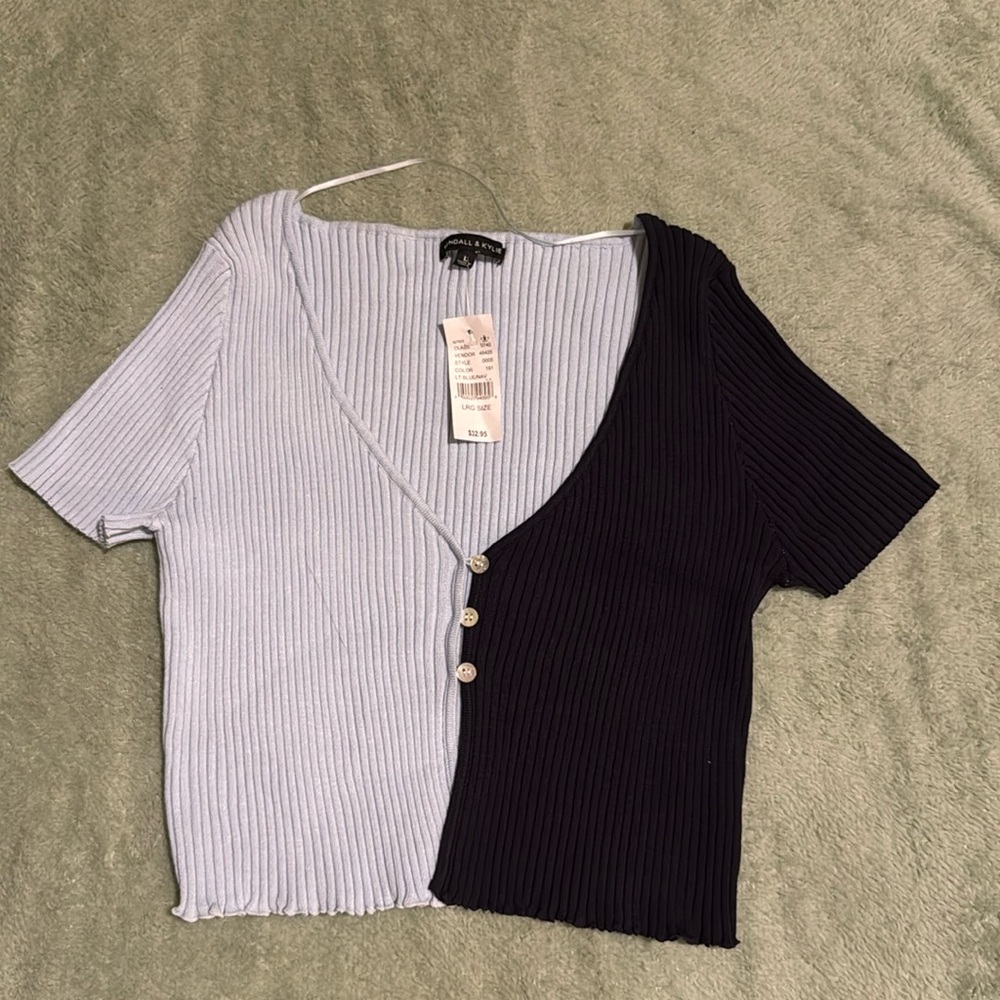 Short sleeve cropped cardigan
